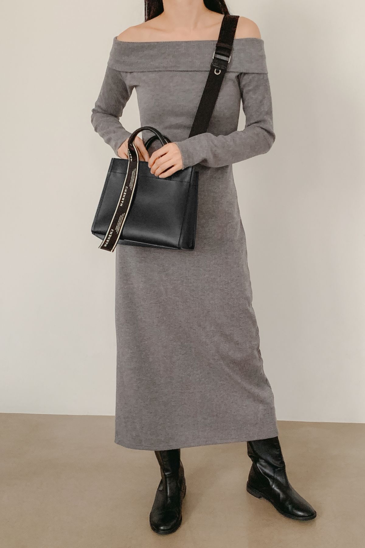 MARHEN J Cindy Sign - Black - Image 5