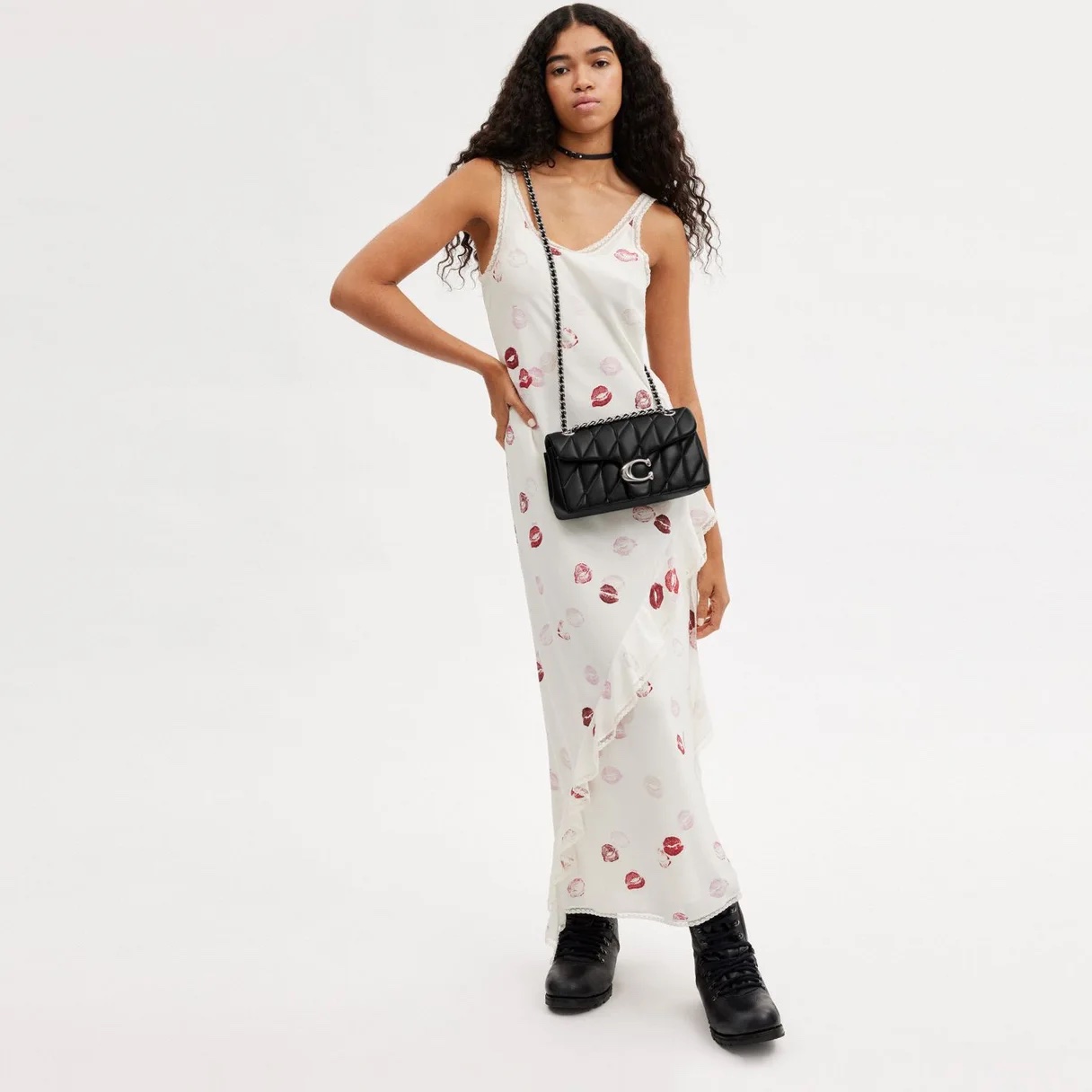 COACH Tabby Shoulder Bag 26 With Quilting - Black - Image 6