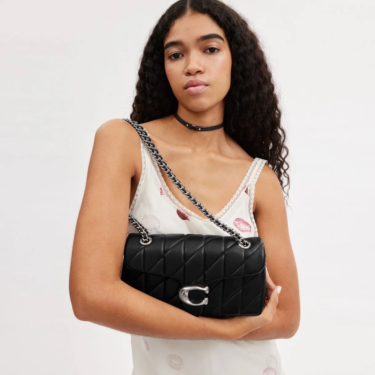 COACH Tabby Shoulder Bag 26 With Quilting - Black - Image 7