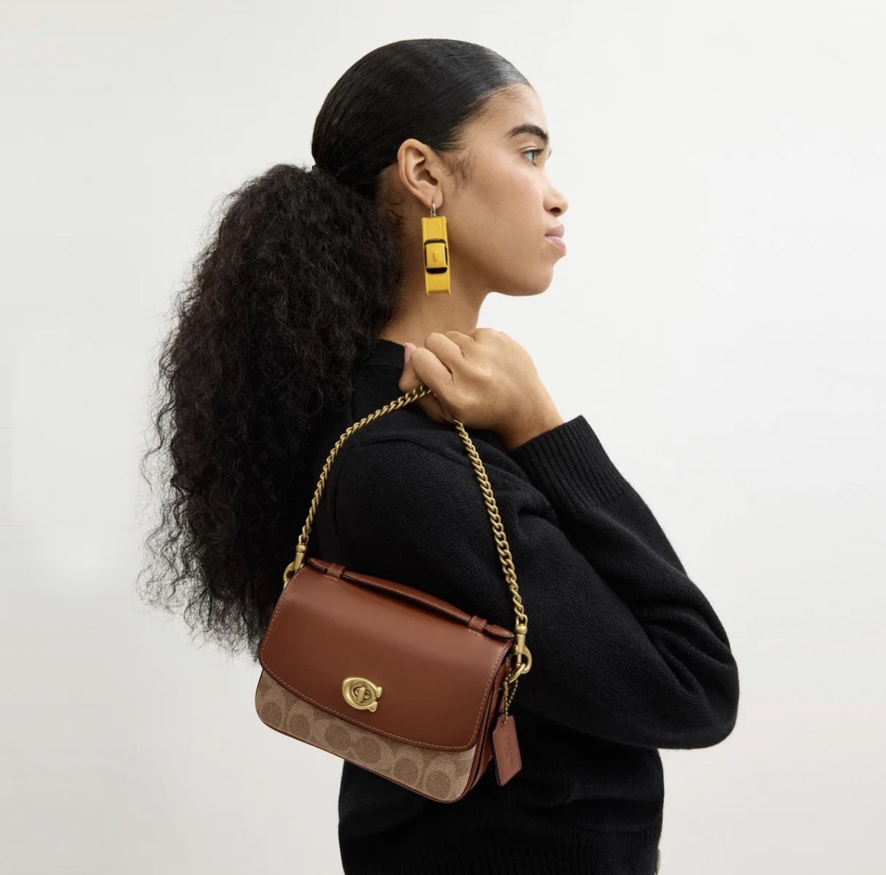 COACH Cassie Crossbody Bag 17 In Signature Canvas - Image 4