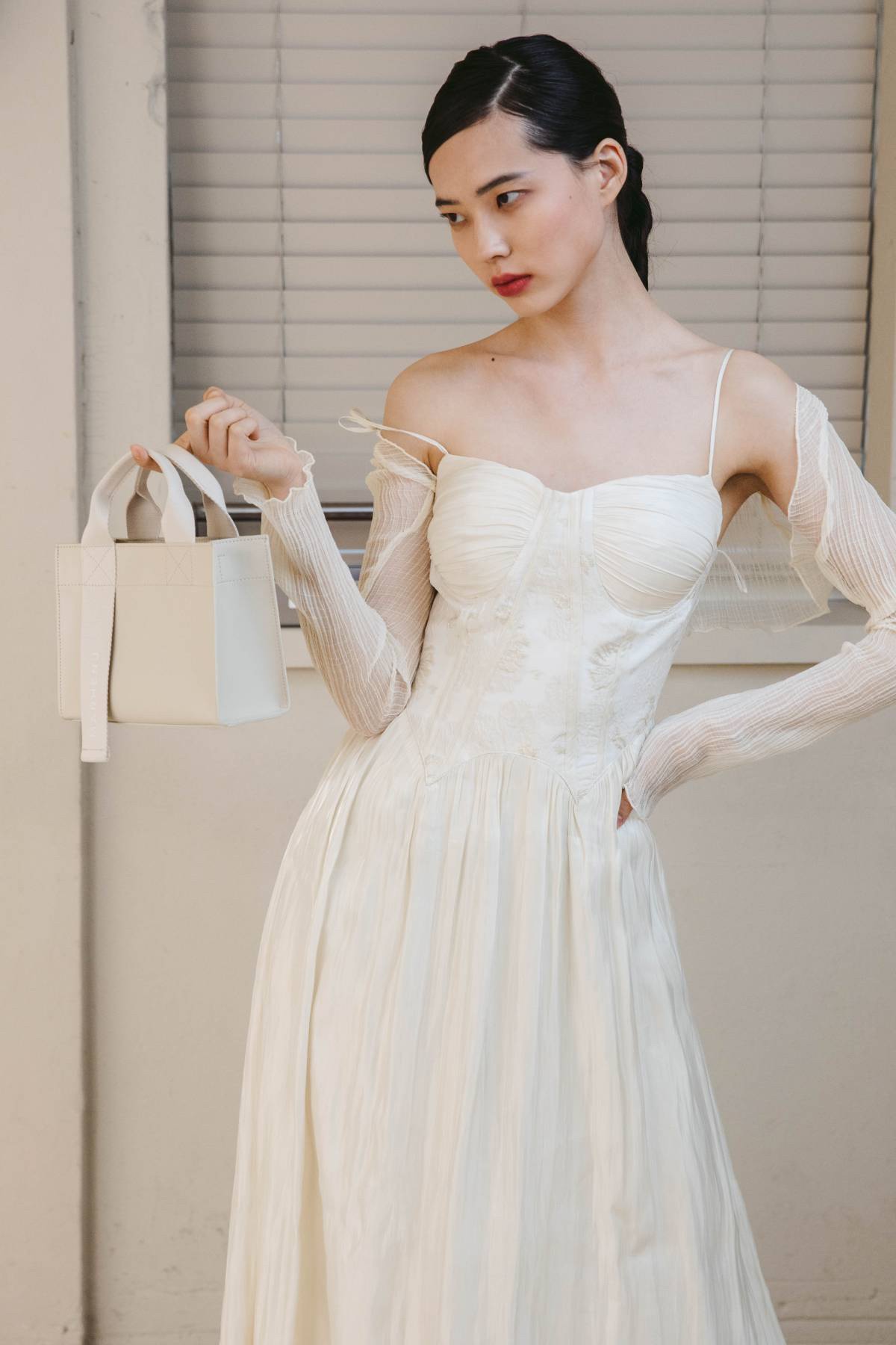 MARHEN J Cindy Mini Apple - Ash Beige - Image 2