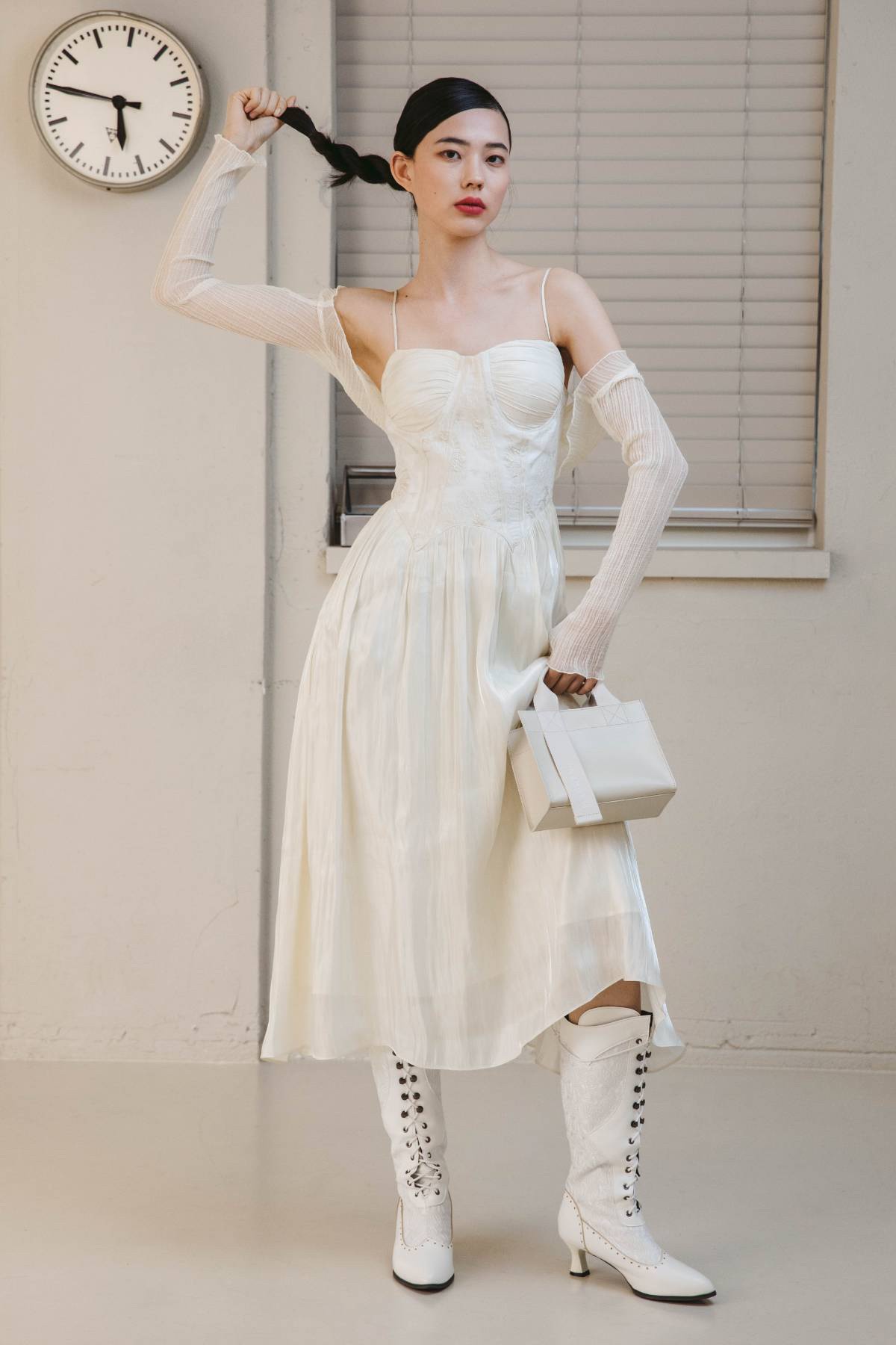 MARHEN J Cindy Mini Apple - Ash Beige - Image 3