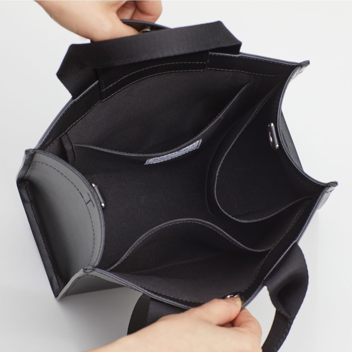 MARHEN J Cindy Apple - Luce Black - Image 6