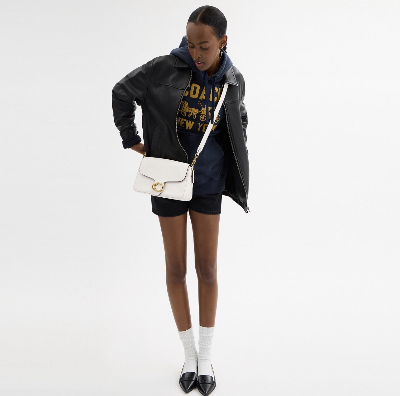 COACH Tabby Shoulder Bag 20 - Brass/Chalk - Image 8